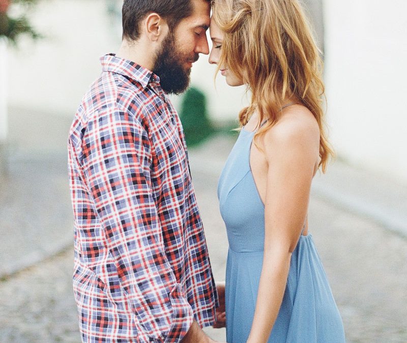 Escapada romántica en hotel burbuja: una experiencia inolvidable bajo las estrellas